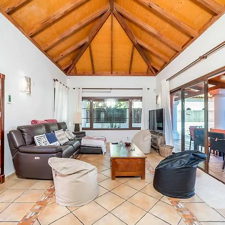 Villa Loira *